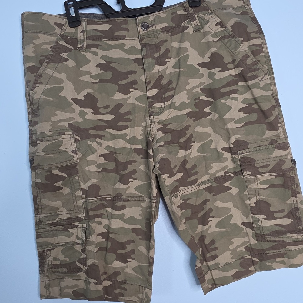 George Mens Camo Cargo Shorts Size 40 Elastic Waist Cotton Stretch 14" Inseam - Picture 2 of 16